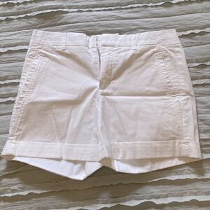 NWT. Vince. White shorts. Size 6.